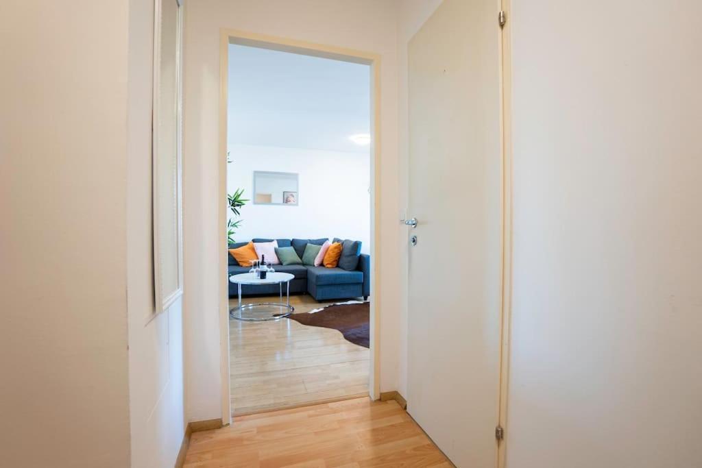 Stylish 2 Floor Penthouse • 15 Min To City Center Вена Экстерьер фото